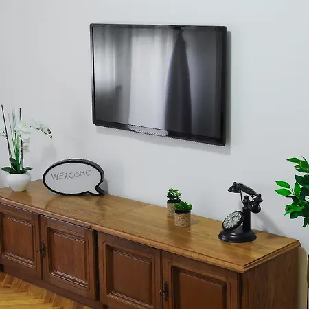 Rita Apartman *
